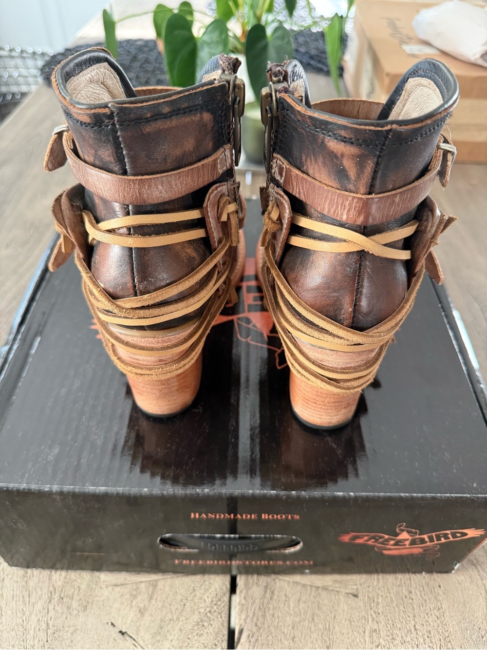 Freebird “Carterr” Boots / Taupe / Sz 8 - Picture 9 of 16